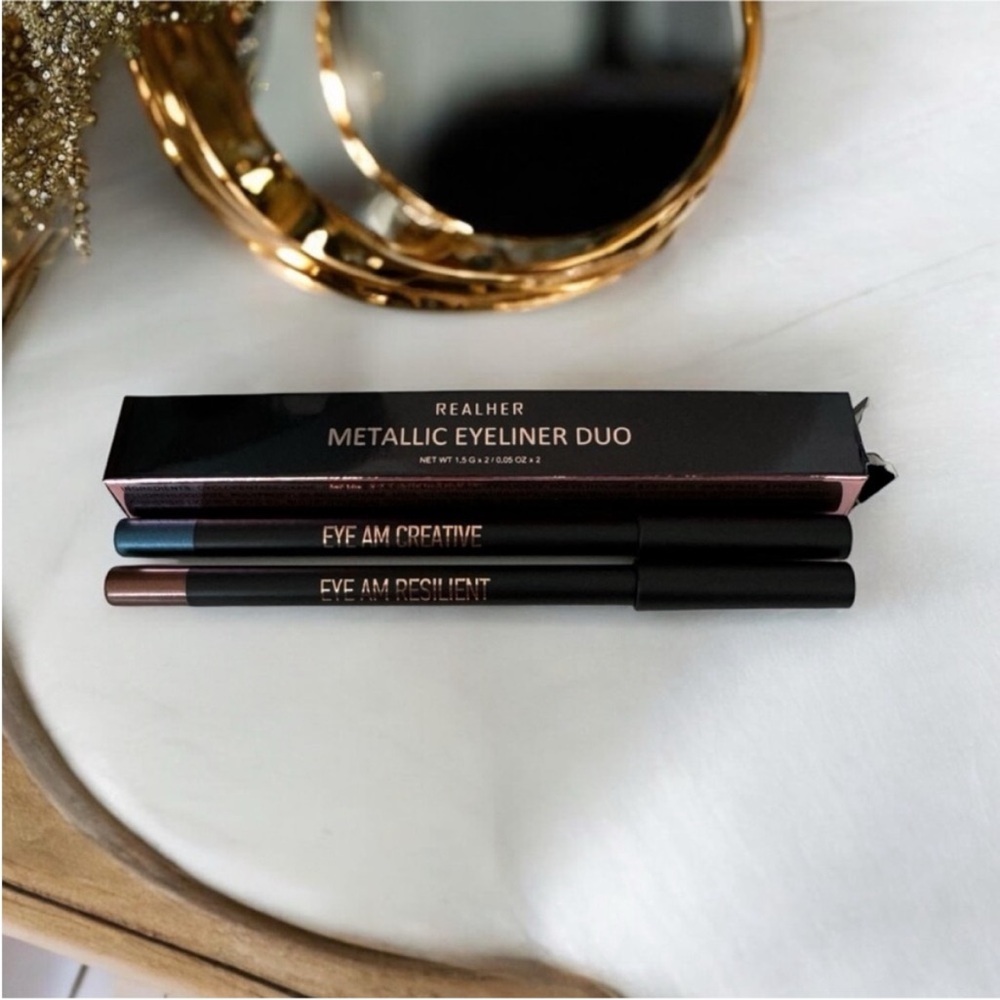 REALHER Metallic Eyeliner Duo